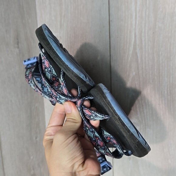 Chaco Women Loop Toe Outdoor Hiking Sandals shoes sz 9 - Picture 3 of 10